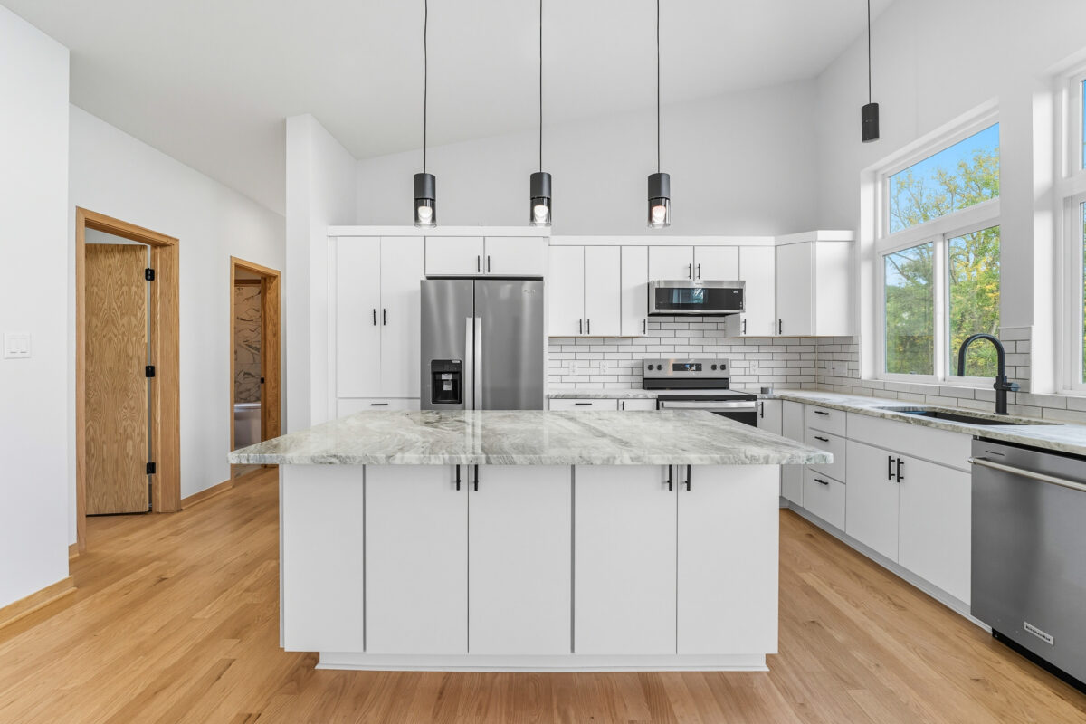 220 West 875 North-120