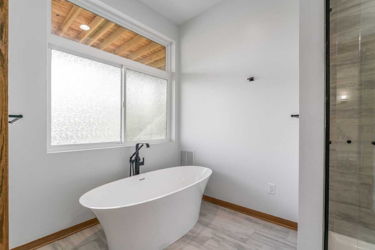 220 West 875 North-145